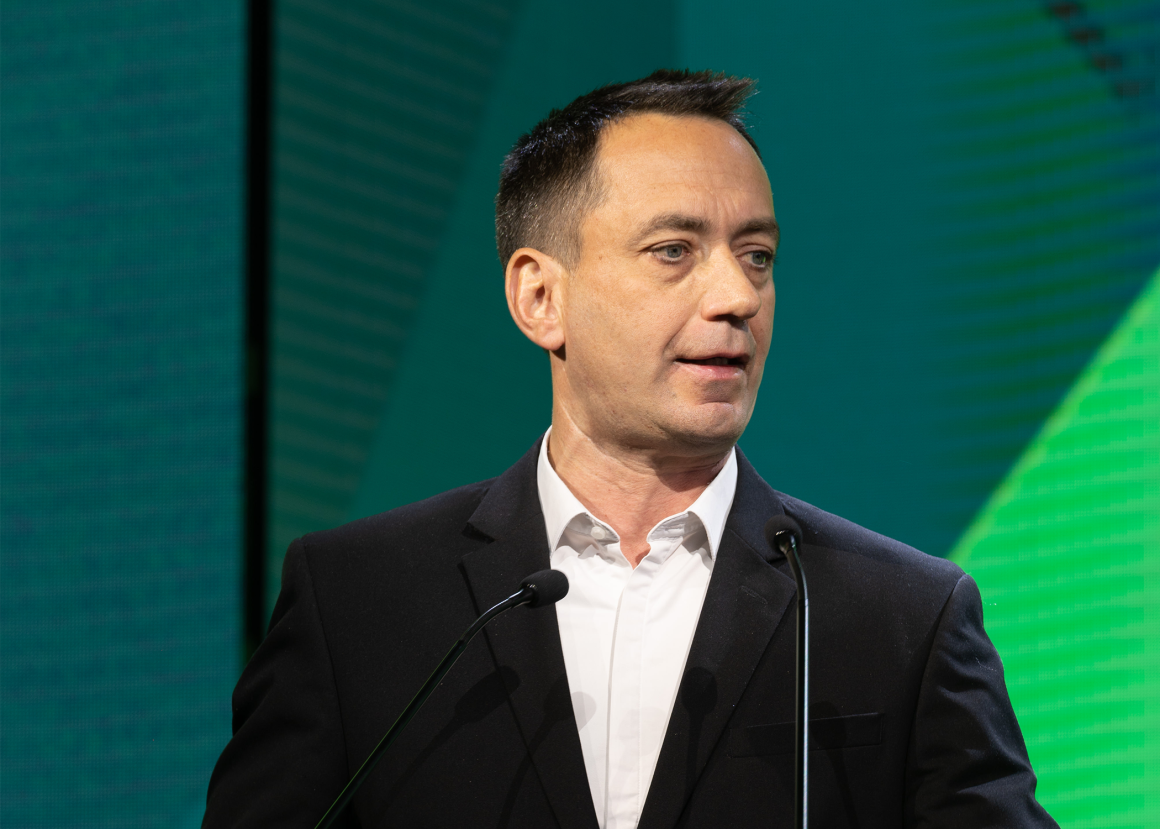 Csoma Botond szóvivő a 13 órás részvételi adatokról